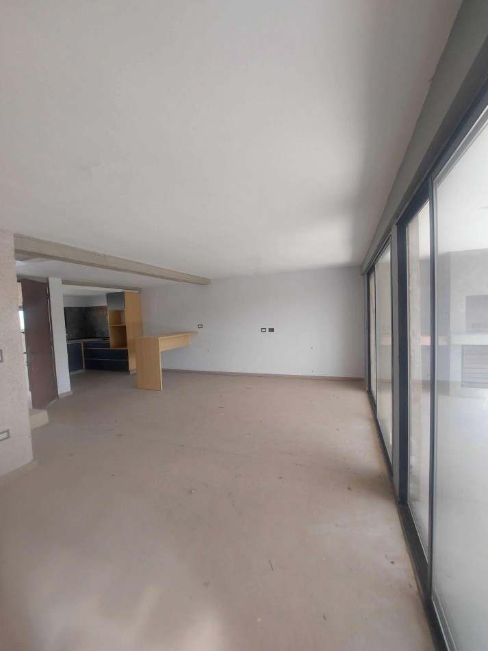 Duplex a Estrenar B° Distrito Sur