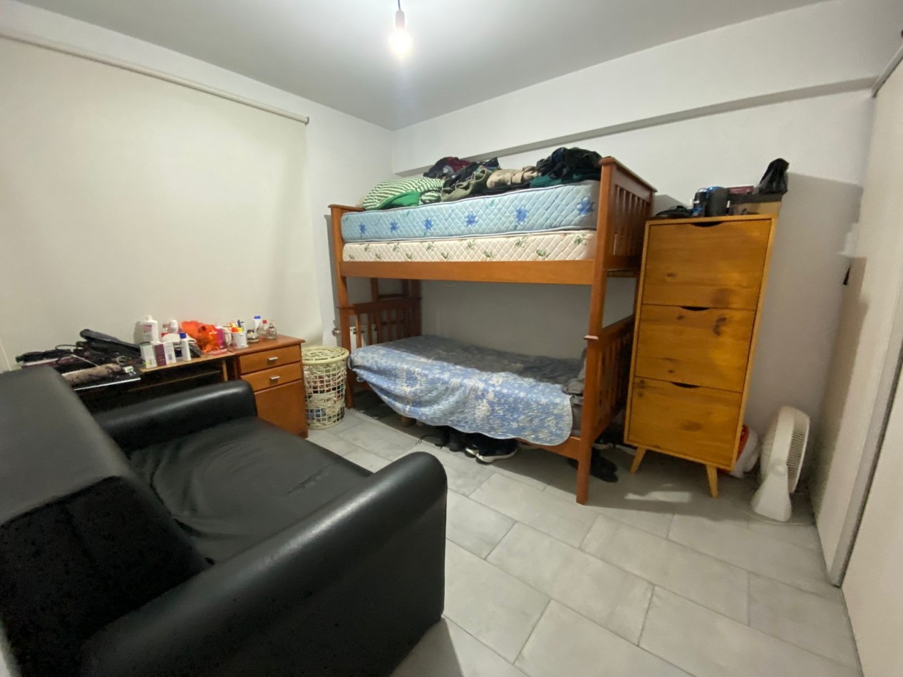 Departamento de 1 Dorm, Av Velez Sarsfield a 200mts de Ciudad Universitaria