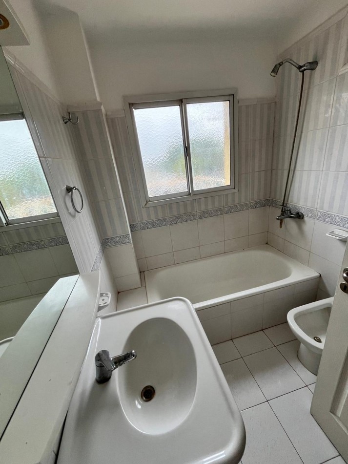4 Hojas excepcional casa en venta apto credito privado